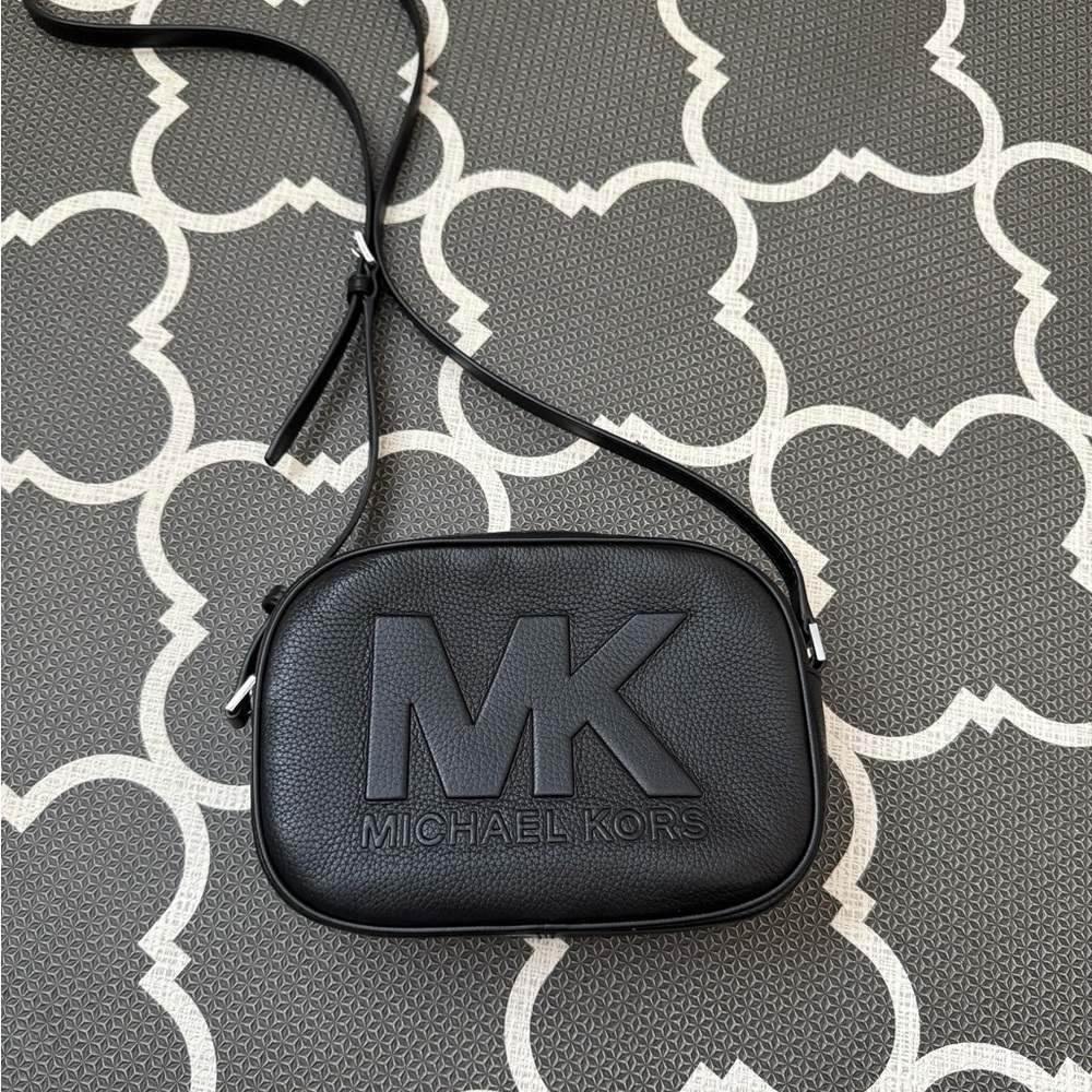 Michael Kors Black Belt Bag with Sleek Design